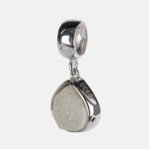 BLANCA PIEDRA DRUSA COLGANTE DETALLE - GRIS