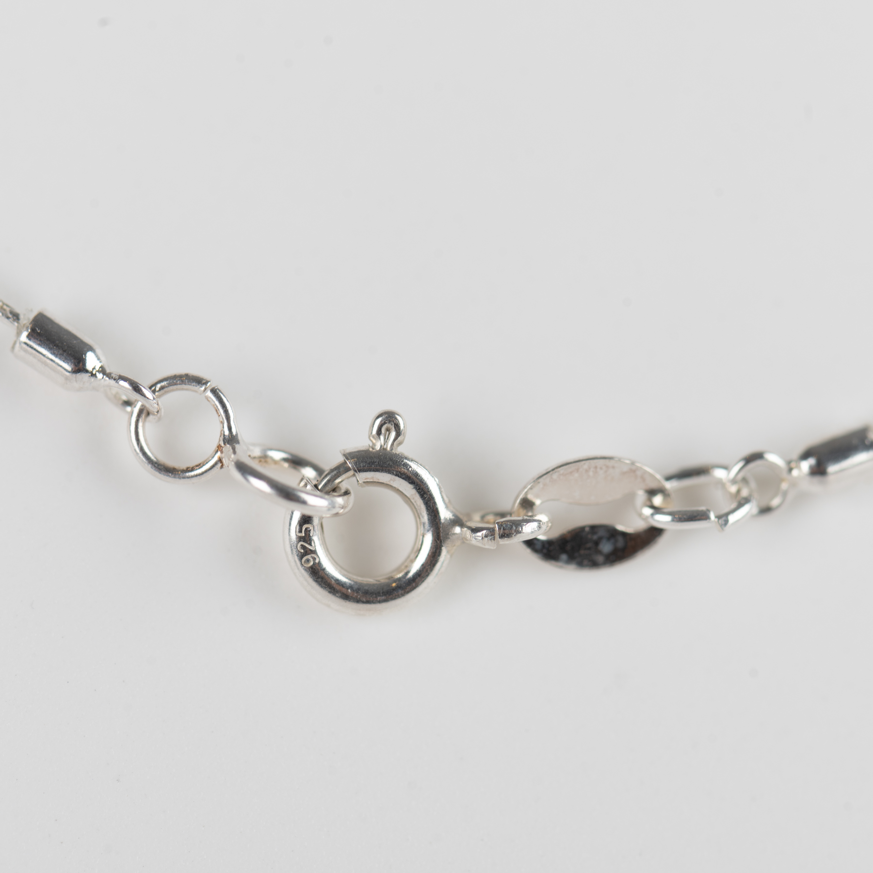 MINERVVA COLLAR CON PERLA O TURMALINA CIERRE