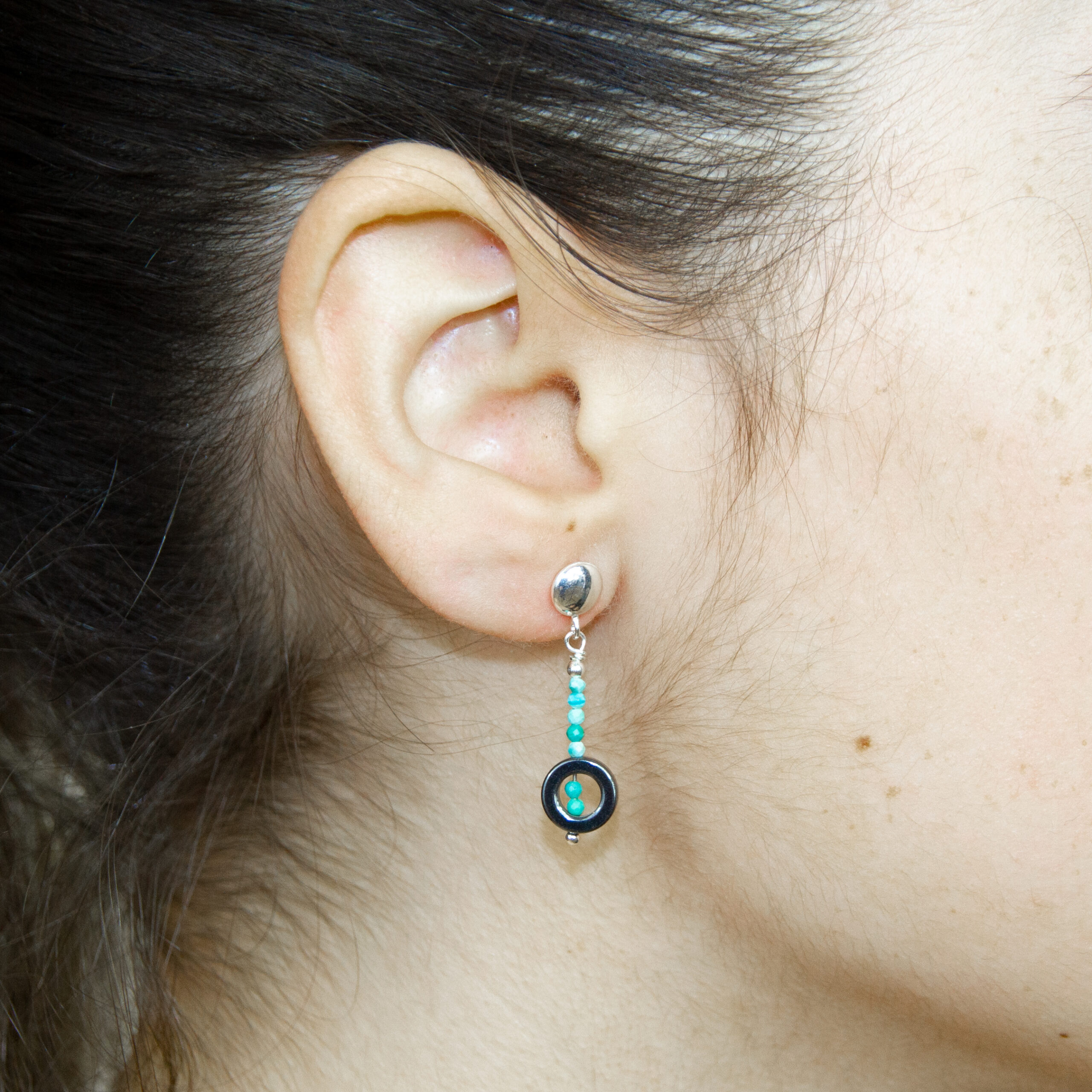 MWa-Arr.-400-Trq._Pendientes Hematites&Turquesa-Mini-oreja