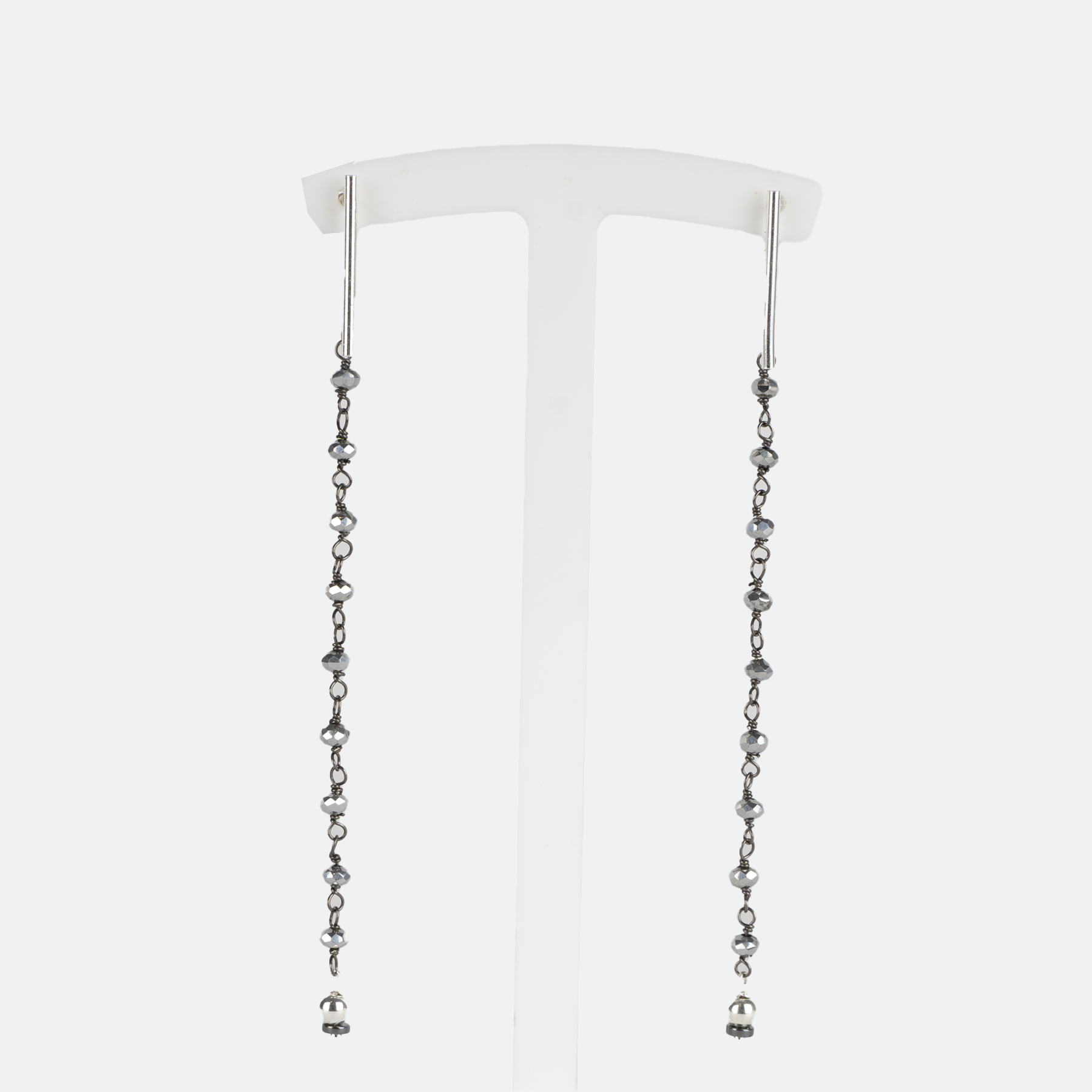 NOU PENDIENTES ROSARIO & CRISTALES GENERAL - GRIS